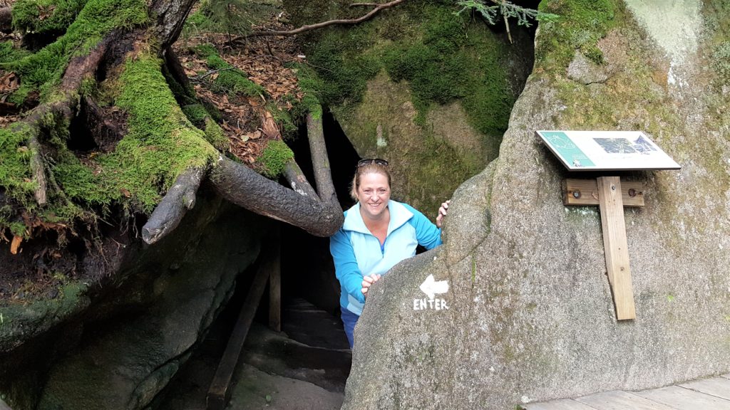 Caves at Lost River Gorge