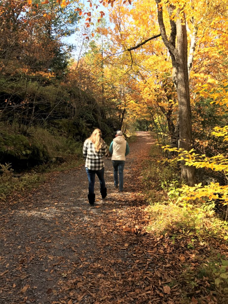 fall hiking catskill mountain house