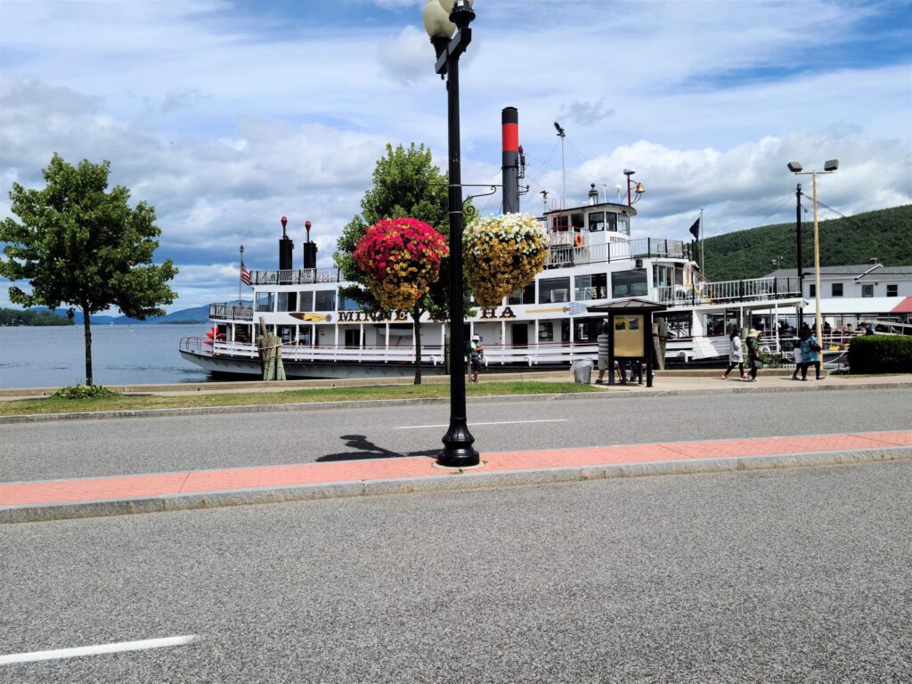 Minnehaha Steam Boat Lake George NY