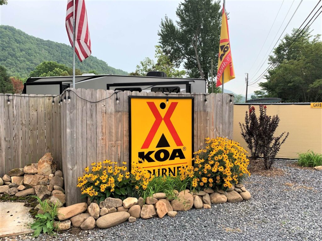 Jonesborough Cherokee NF KOA Entrance