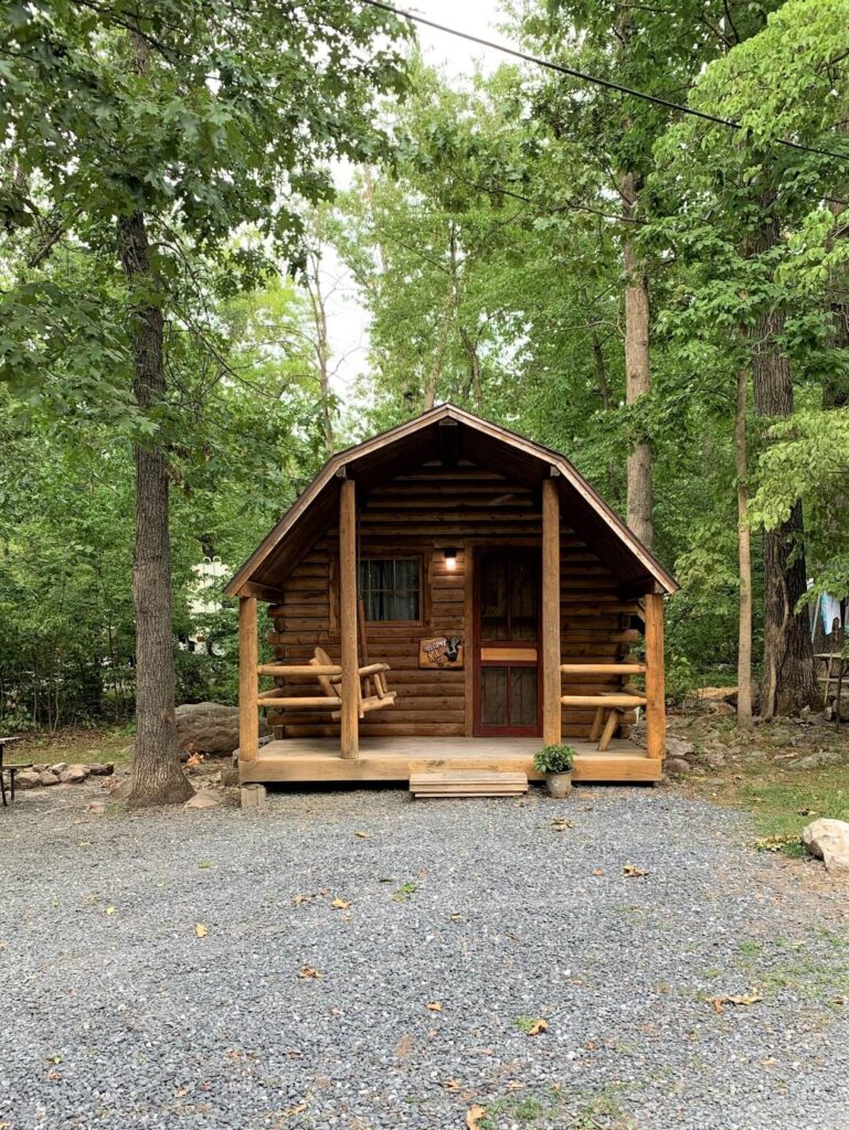 Camping cabin Harrisonburg Shenandoah Valley KOA