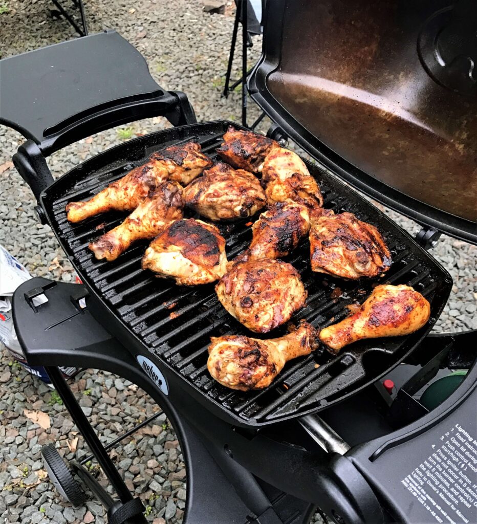 Portable rv outlet grill