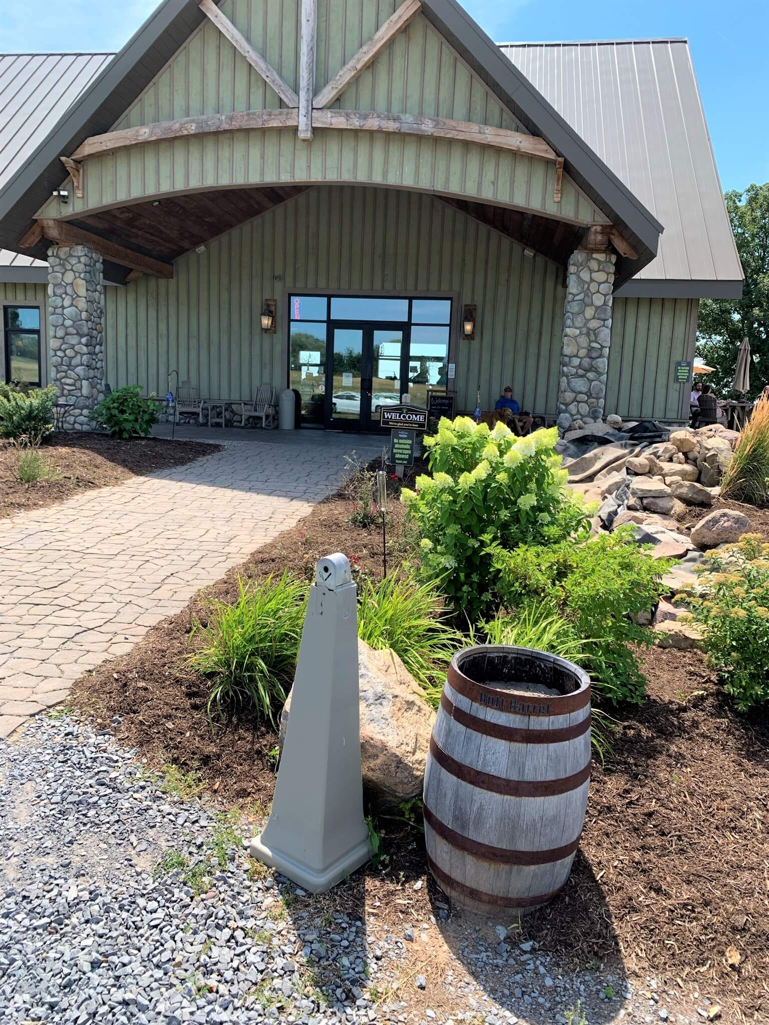 Entrance to Idol Ridge Winery