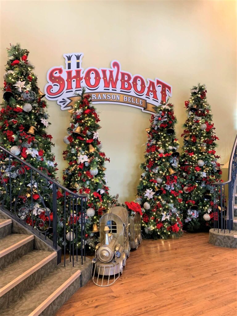 Lobby area of Showboat Branson Belle at Christmas