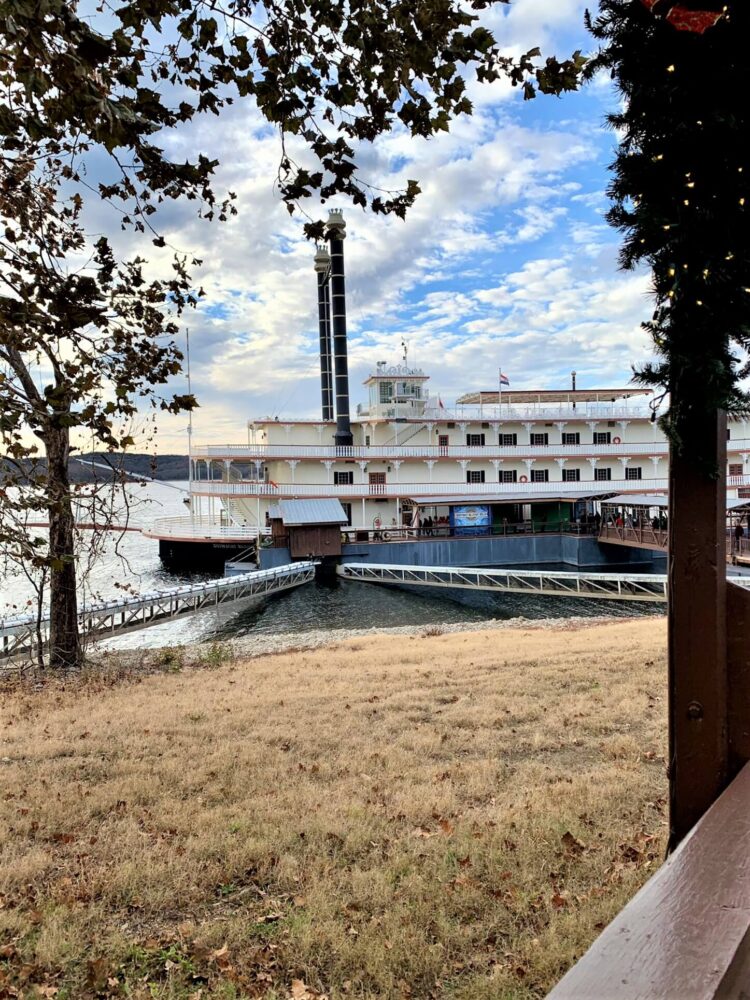 Showboat Branson Belle Why Your Family Will Love It Livin' Life With