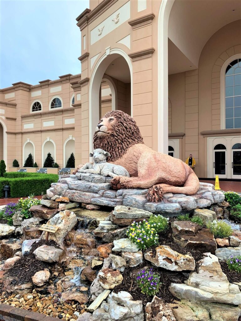 The Lion and Lamb waterfalls at entrance to Sight & Sound Theatres Branson